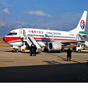 福成机场托运航空快运业稳步发展的原因是什么？
